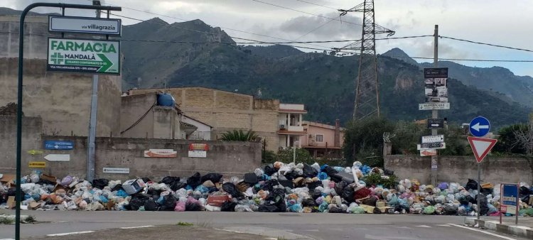 Palermo, la spazzatura, insuccesso di Orlando
