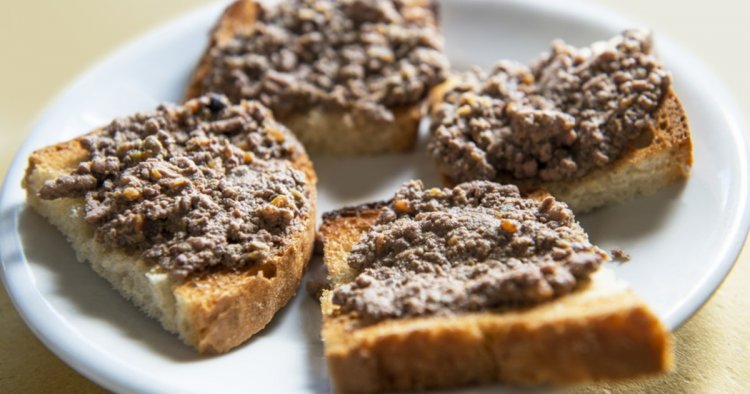 Rischio listeria, Carrefour richiama un lotto di “Crostini Alla Toscana”