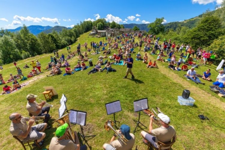 Musica in Quota al via dall'Alpe Aulamia con oltre 300 spettatori