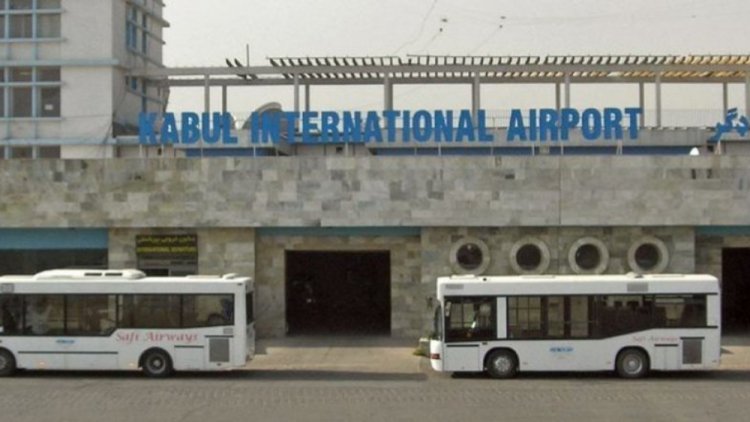 Kabul: i Talebani cominciano a prendere il controllo dell’aeroporto